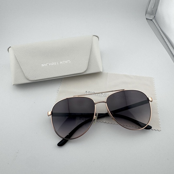 Michael Kors Black And Gold Aviator Sunglasses MK5007 Women’s With Case - Picture 1 of 8
